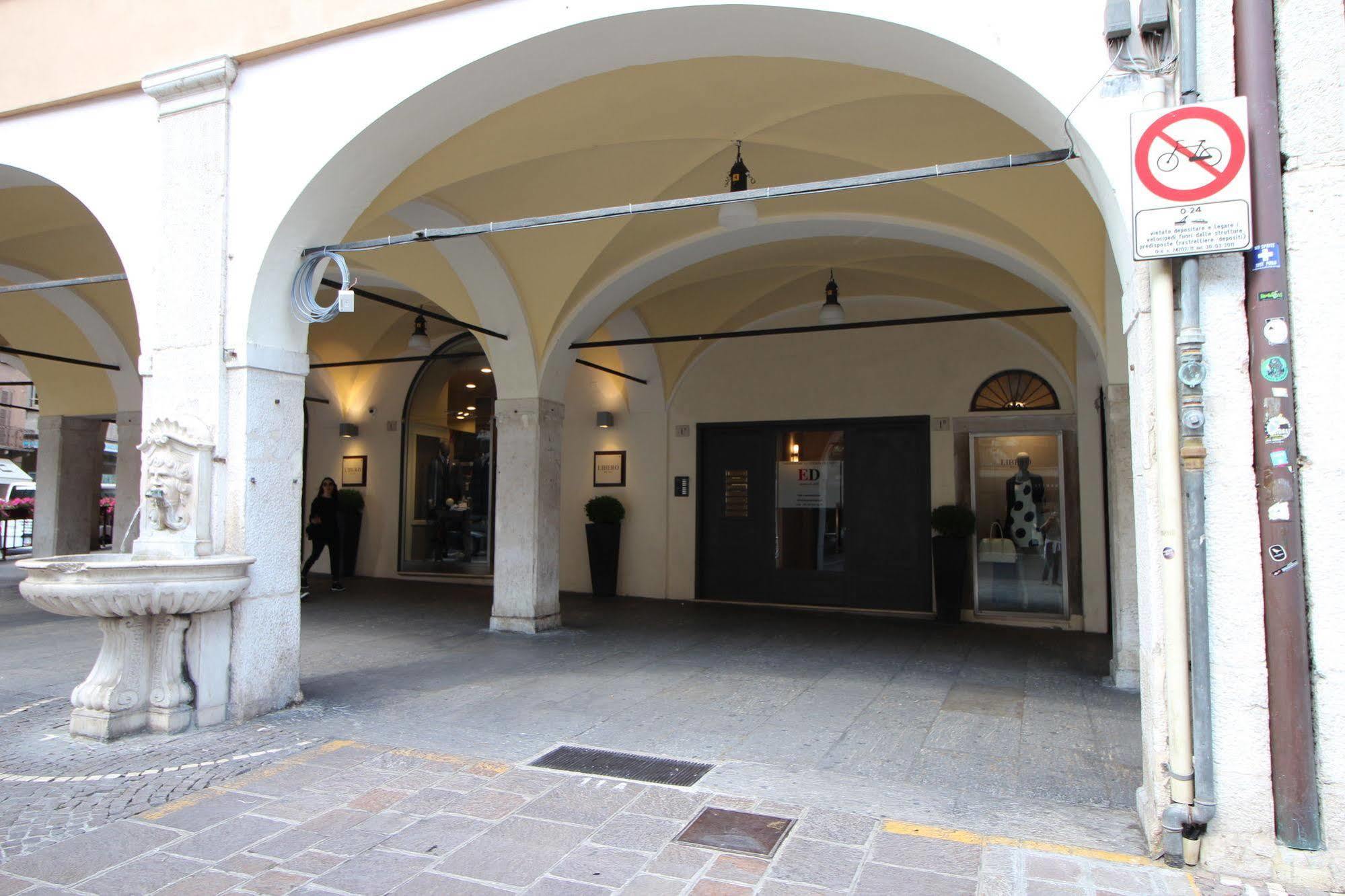 Eleganti Dimore Brescia Zewnętrze zdjęcie